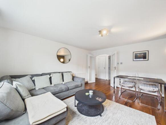 Park Holme Court, Hamilton, South Lanarkshire, ML3 photo 4