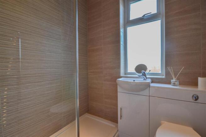 Shower Room (1).jpg