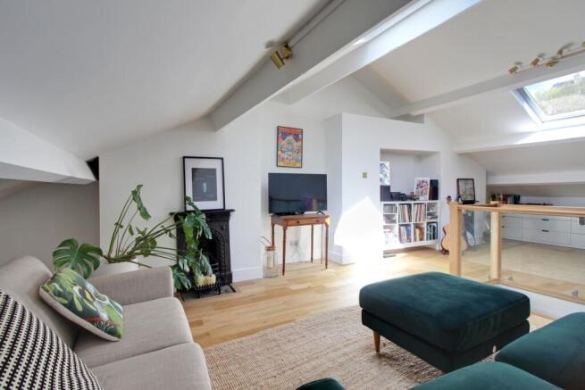 2nd Floor Reception Room