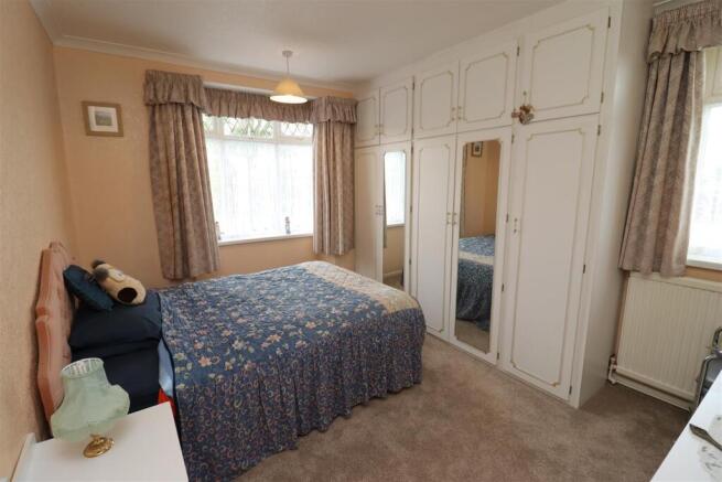 3 bed Detached Bungalow for sale Image 6