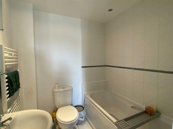 En Suite Shower Room