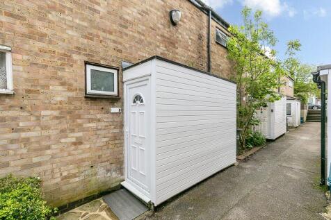 Birchfield Close, COULSDON, Surrey, CR5