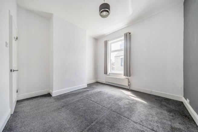 2 bed Terraced for sale Image 9