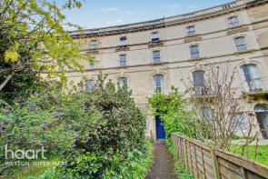 Flat 4, 10, Ellenborough Crescent, Weston-super-mare BS23 1XL
