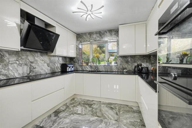 Kitchen.jpeg