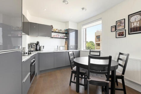 Relph Court, Kenneth Way, Ealing, London, W5