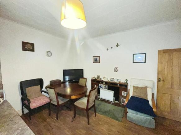 4 bed Terraced for sale Image 6