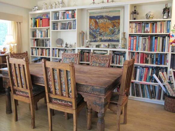 Annexe dining area