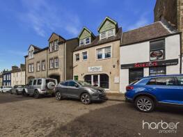 20, Broomgate, Lanark ML11 9EE