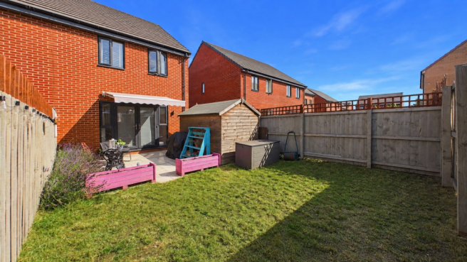 2 bed Semi-Detached for sale Image 11