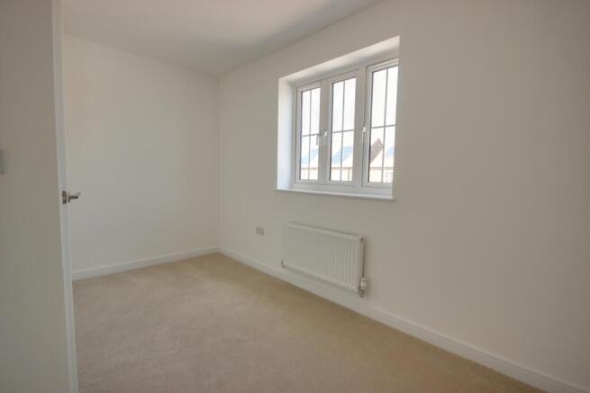 2 bed Semi-Detached to rent Image 11