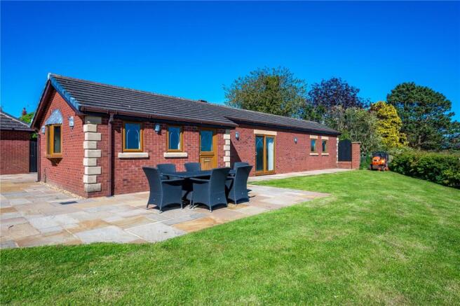 Annexe/Gardens