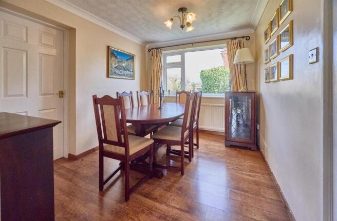 Dining room to rear