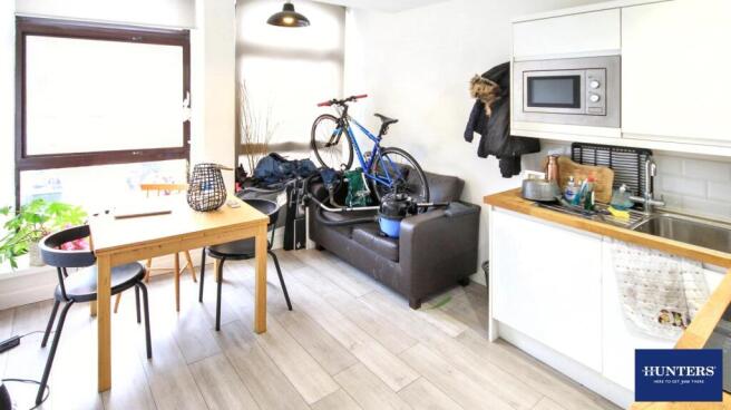 1 bed Apartment to rent Image 4