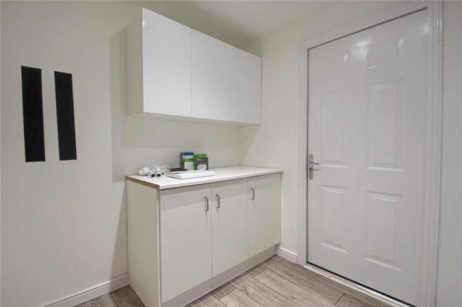 3 bed Semi-Detached for sale Image 9