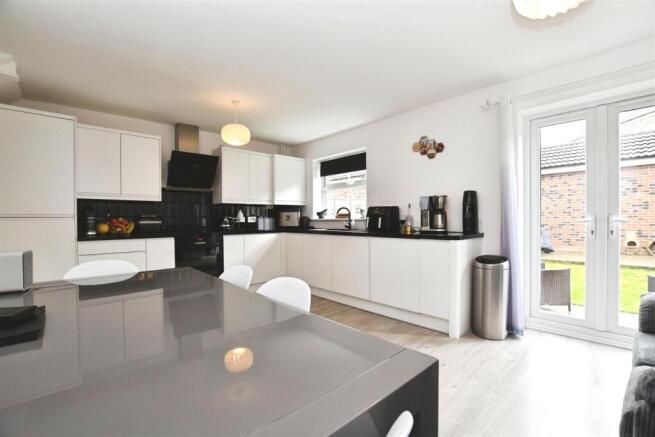 Kitchen/Diner/Family Room