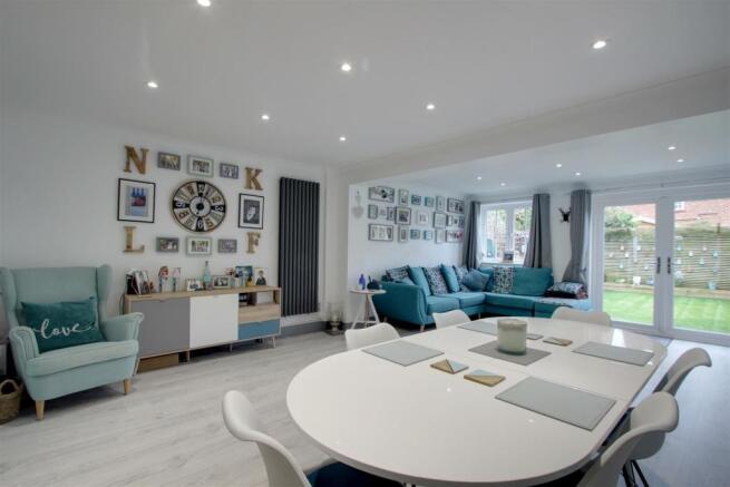 living area 3.jpg