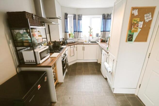 KITCHEN/BREAKFAST ROOM