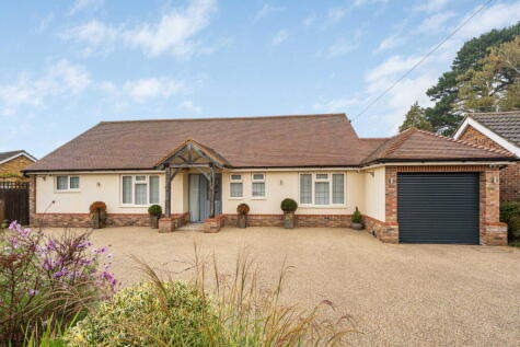 Vicarage Close, Bookham, Surrey