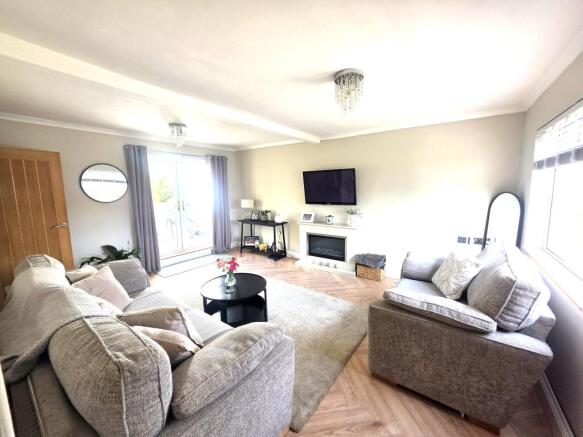 Treowen Road, Treowen, Caerphilly County Borough photo 4