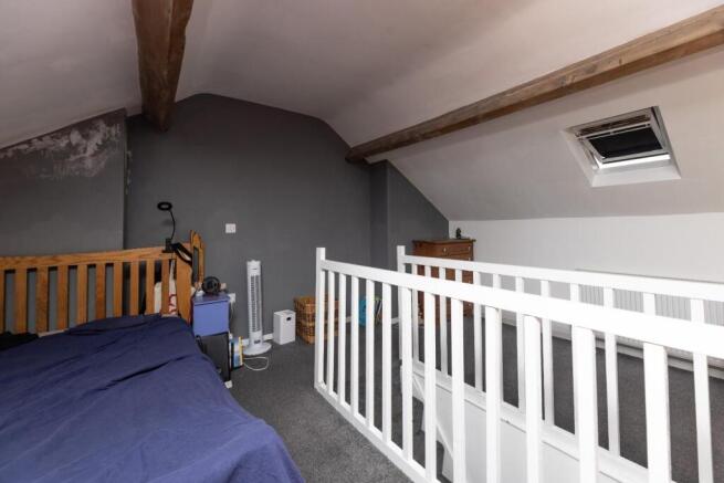 2 bed Terraced for sale Image 10