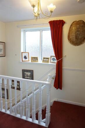 FIRST FLOOR LANDING