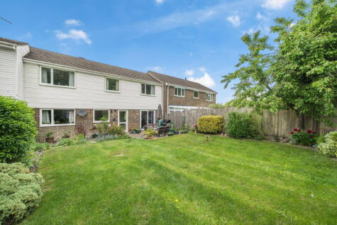 Springfield Close, Andover, SP10 2QS