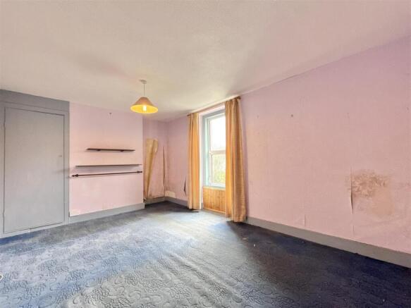 Bedroom  1.jpg