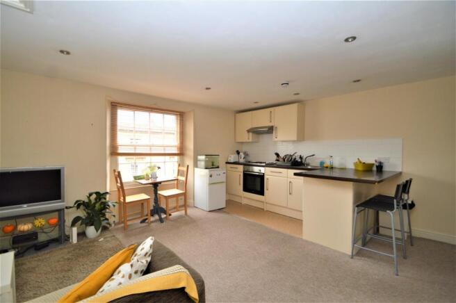 6 Clevedon Terrace, TFF (3).jpg