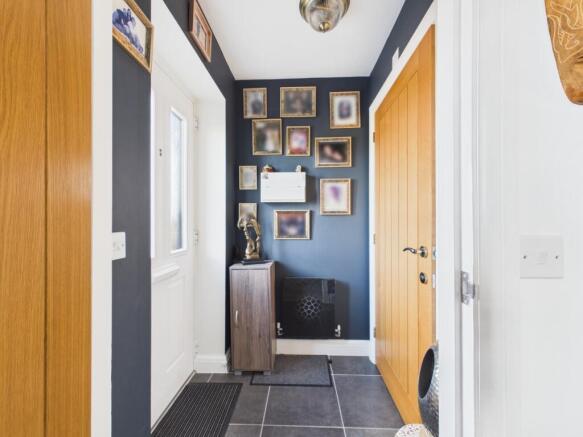 3 bed Semi-Detached for sale Image 5