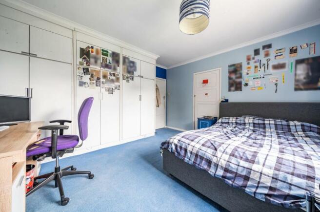 Davidson Frost-Wellings, DFW, The Rise, Elstree, B