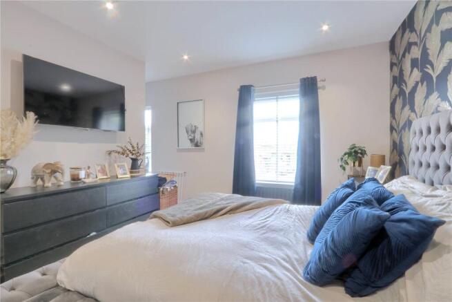 2 bed Terraced for sale Image 11