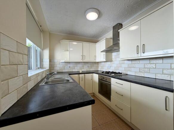 2 bed End of Terrace for sale Image 6