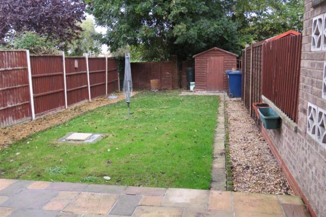 GARDEN.JPG