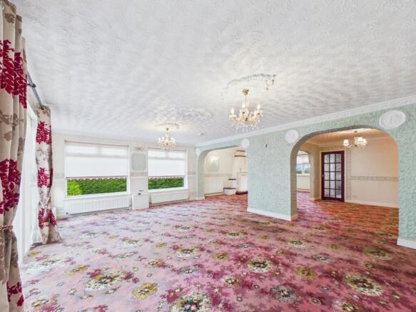 4 bed Detached for sale Image 12