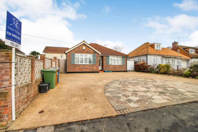 Two Double Bedroom Detached Bungalow To Rent