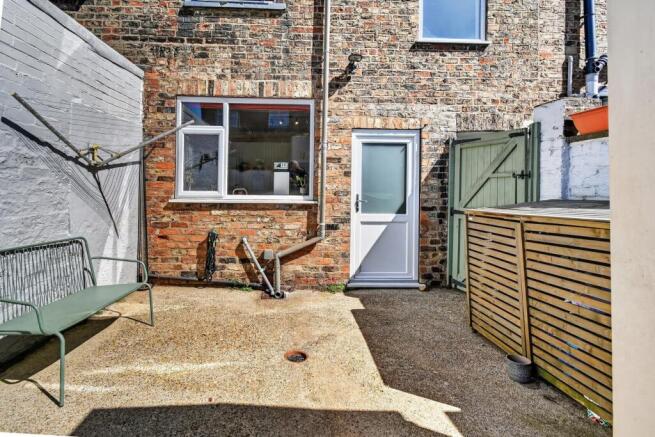 2 bed Terraced for sale Image 11