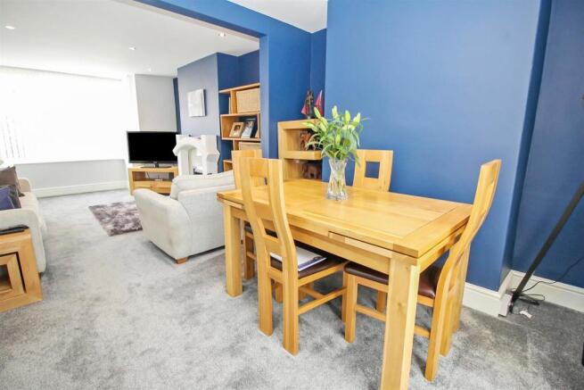 Lounge/Diner
