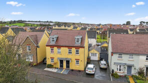 8, Exmoor Way, Cullompton EX15 1TU