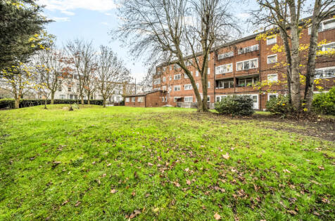 Ollgar Close, London