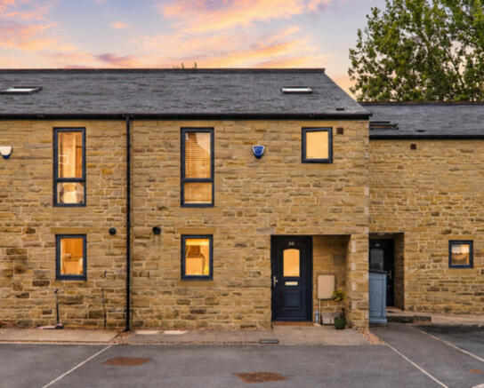 3 bed Town House for sale in bingley
