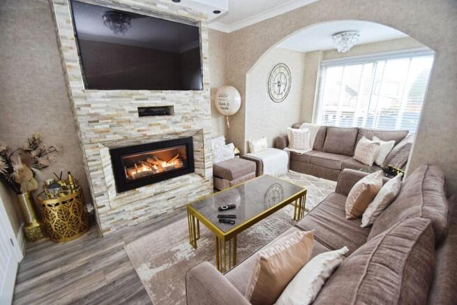 779eca89-Lounge 2...