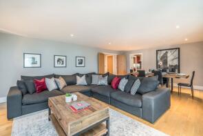 Flat 392, 10, St George Wharf, London SW8 2LZ