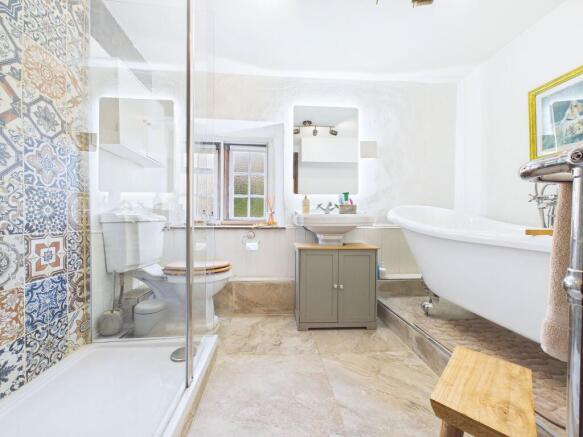 3 bed Cottage for sale Image 3