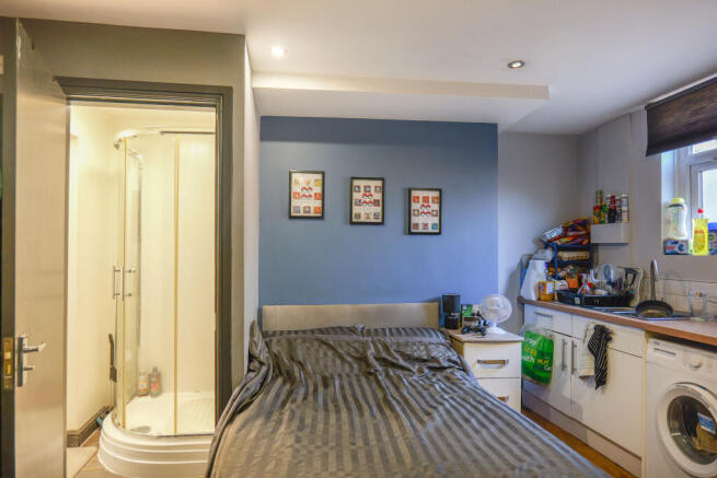 5 bed House of Multiple Occupation for sale Image 10