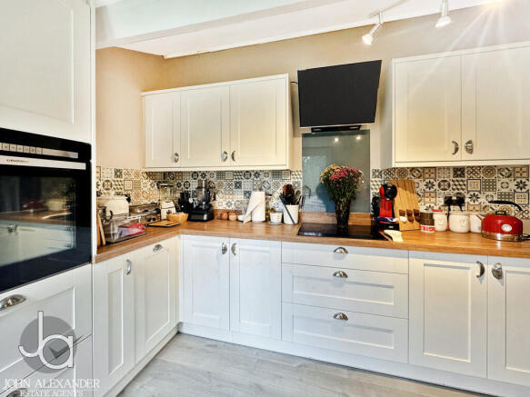 20251002_16045758...