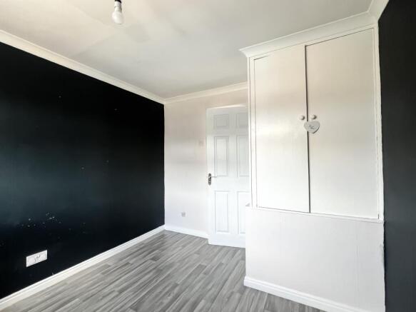 3 bed Semi-Detached for sale Image 10