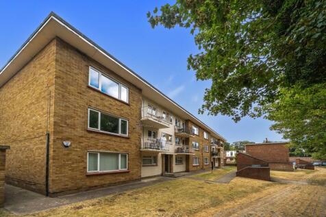 Sunderland Close, Rochester, Kent. ME1