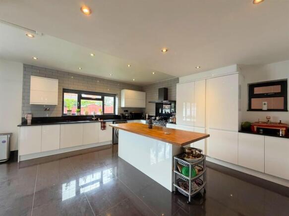 Kitchen / Diner