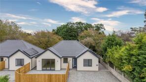 11a Honeysuckle Bungalow, Redfield Road, Bristol BS34 6PJ